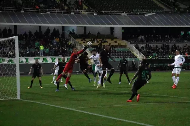 Spor Toto 1. Lig: Denizlispor: 1 Bursaspor: 3