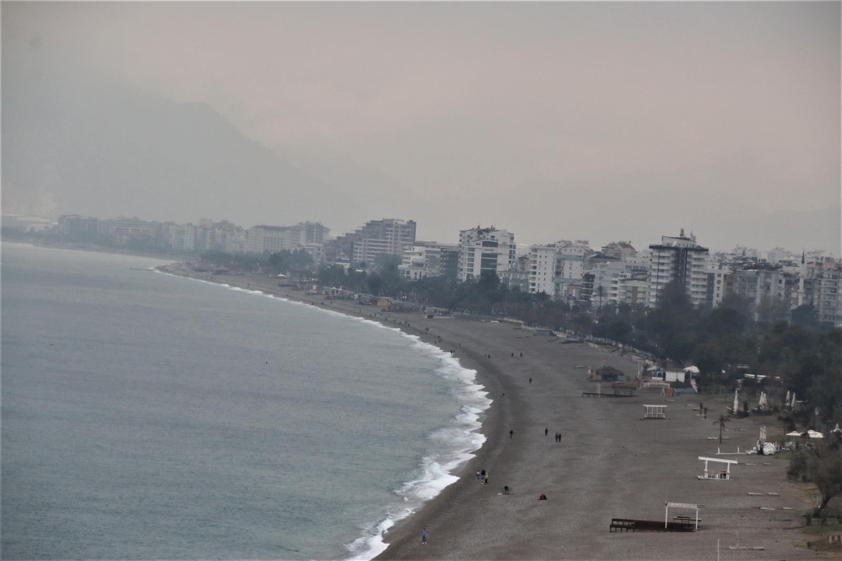Akdeniz\'de denizde fırtına uyarısı