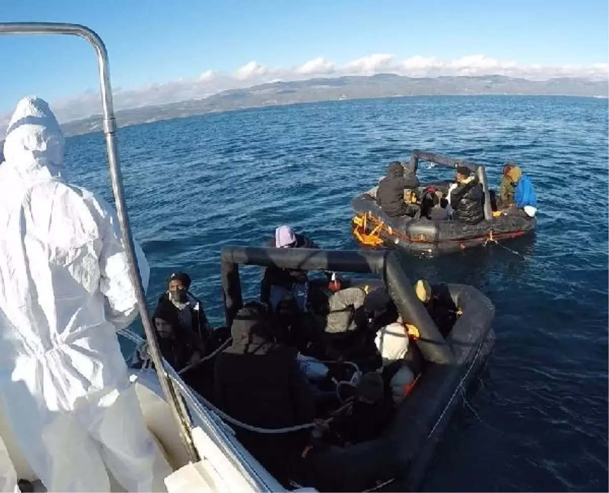 Ayvacık açıklarında 52 kaçak göçmen kurtarıldı