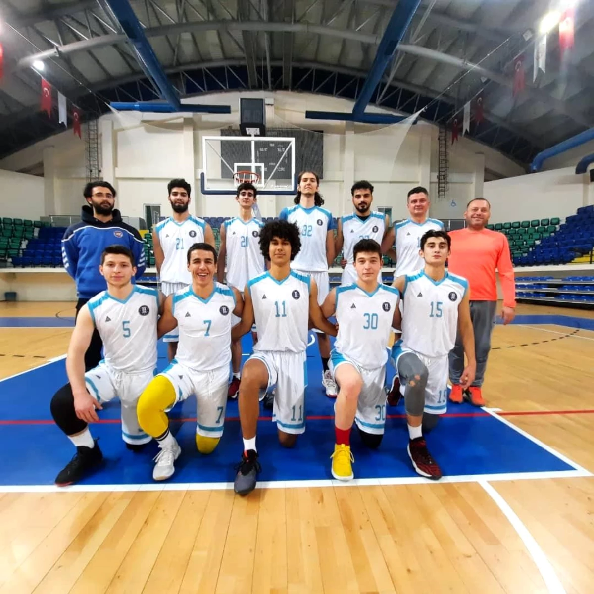 Basketbol takımı faaliyetlerine başladı