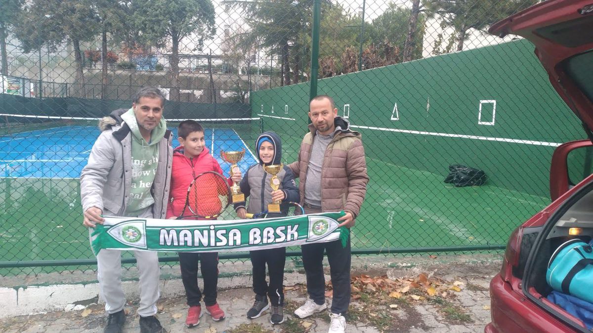 Demirci\'de Şampiyon Mete Özkan