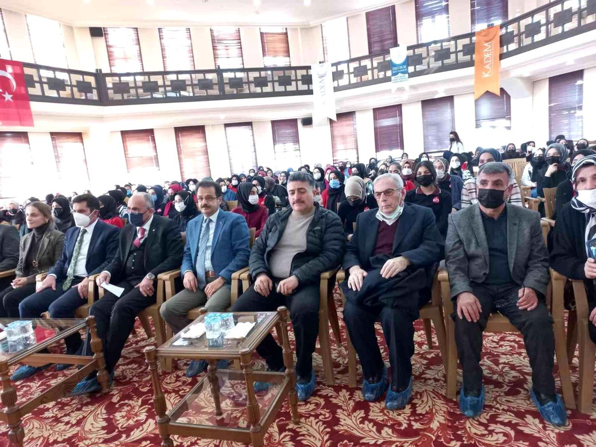 Erzurum\'da "Türk kadınının seçme ve seçilme hakkı" semineri