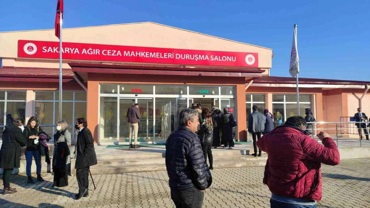 Sakarya\'da havai fişek fabrikasındaki patlamaya ilişkin 7 sanığın yargılanması sürüyor