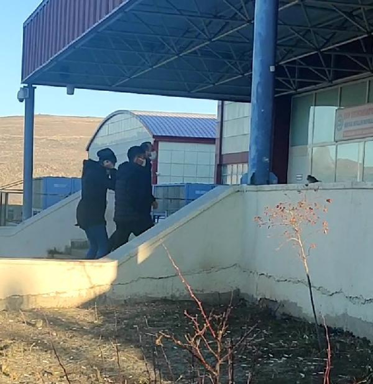 Son dakika haberi... Kars\'ta FETÖ\'nün askeri yapılanmasına operasyon: 4 gözaltı kararı (2)