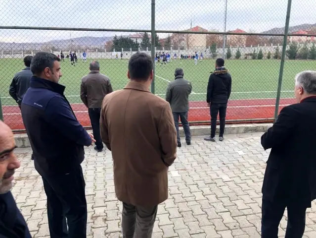 Kaymakam Sinanoğlu'ndan futbolculara destek çağrısı