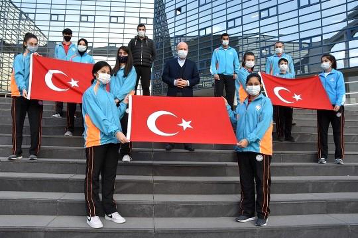 Kocasinan\'ın sporcuları, şampiyonluğa doymuyor