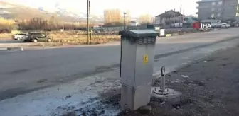 Son dakika haberleri: Muradiye'de trafo yangını paniğe neden oldu