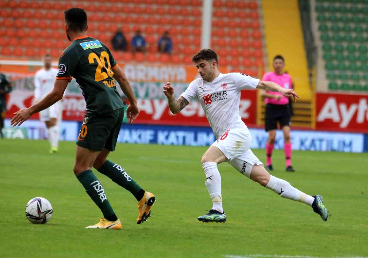 Sivasspor, Alanya\'da ilk kez güldü