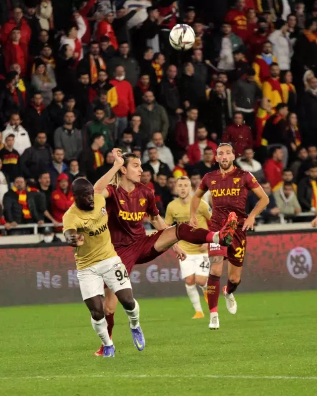 Spor Toto Süper Lig: Göztepe: 2 Gaziantep FK: 1 (Maç Sonucu)