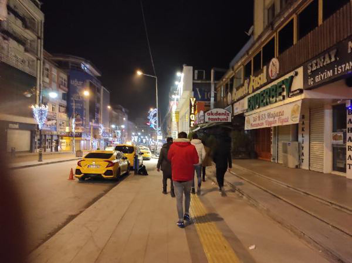 Van\'da 4.9 büyüklüğünde deprem (2)