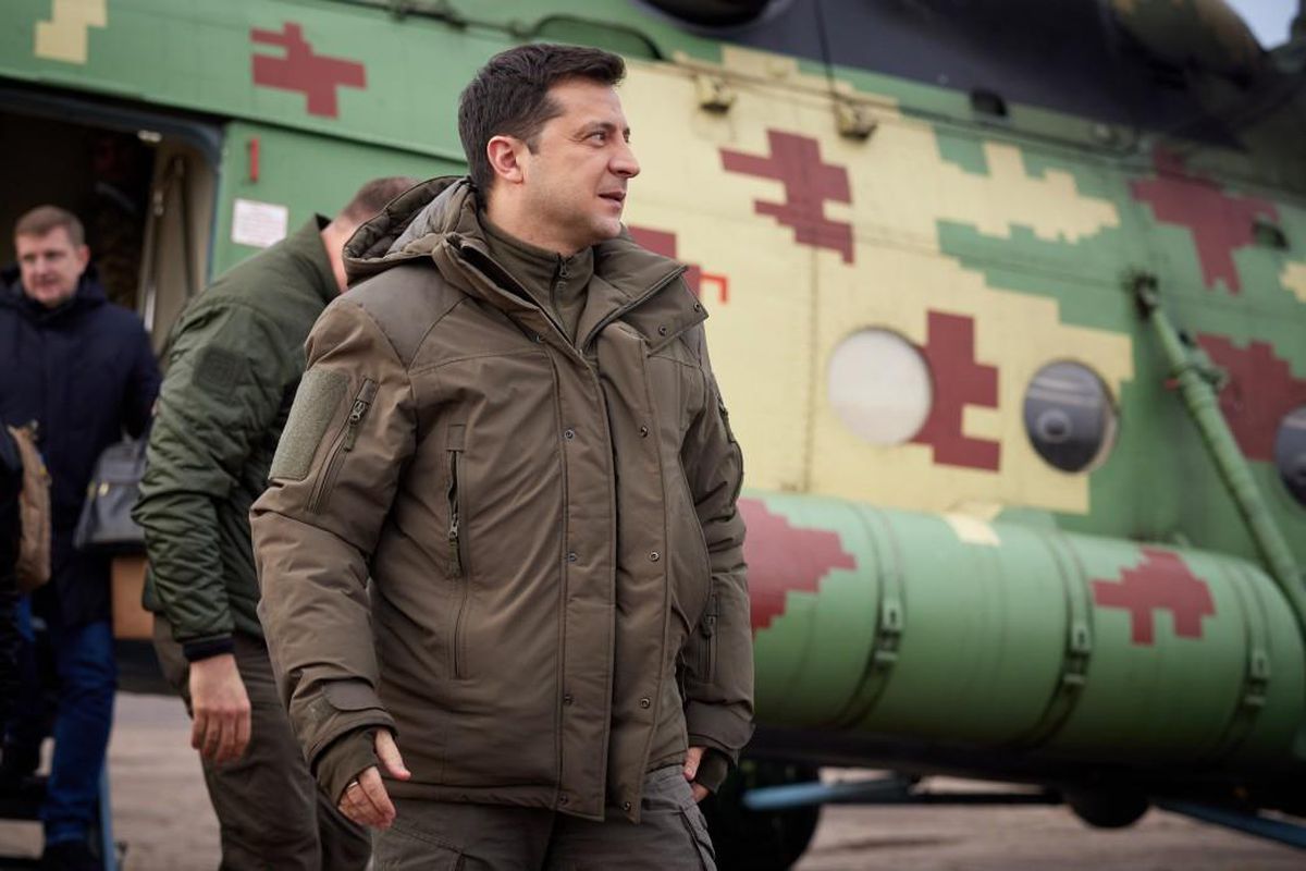 Zelenskiy, Ukrayna Silahlı Kuvvetler Günü'nde Donbas cephesini ziyaret etti