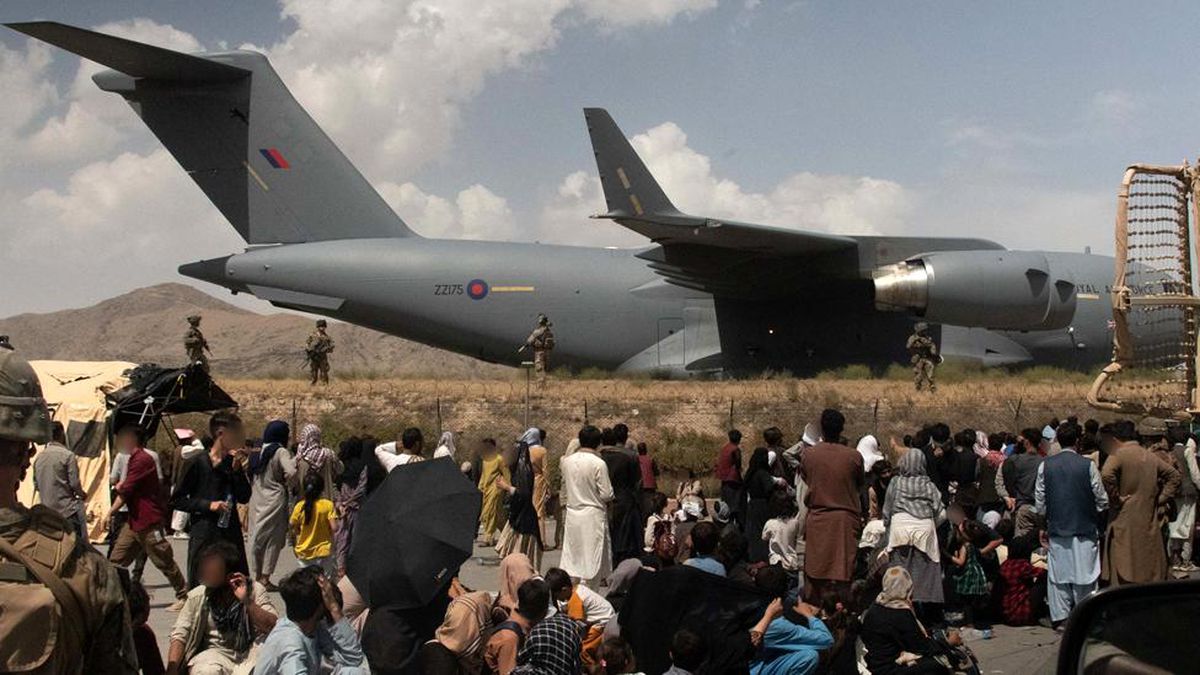 'Afganistan'dan tahliyeler sırasında İngiltere Dışişleri Bakanlığı'nda kaos vardı'