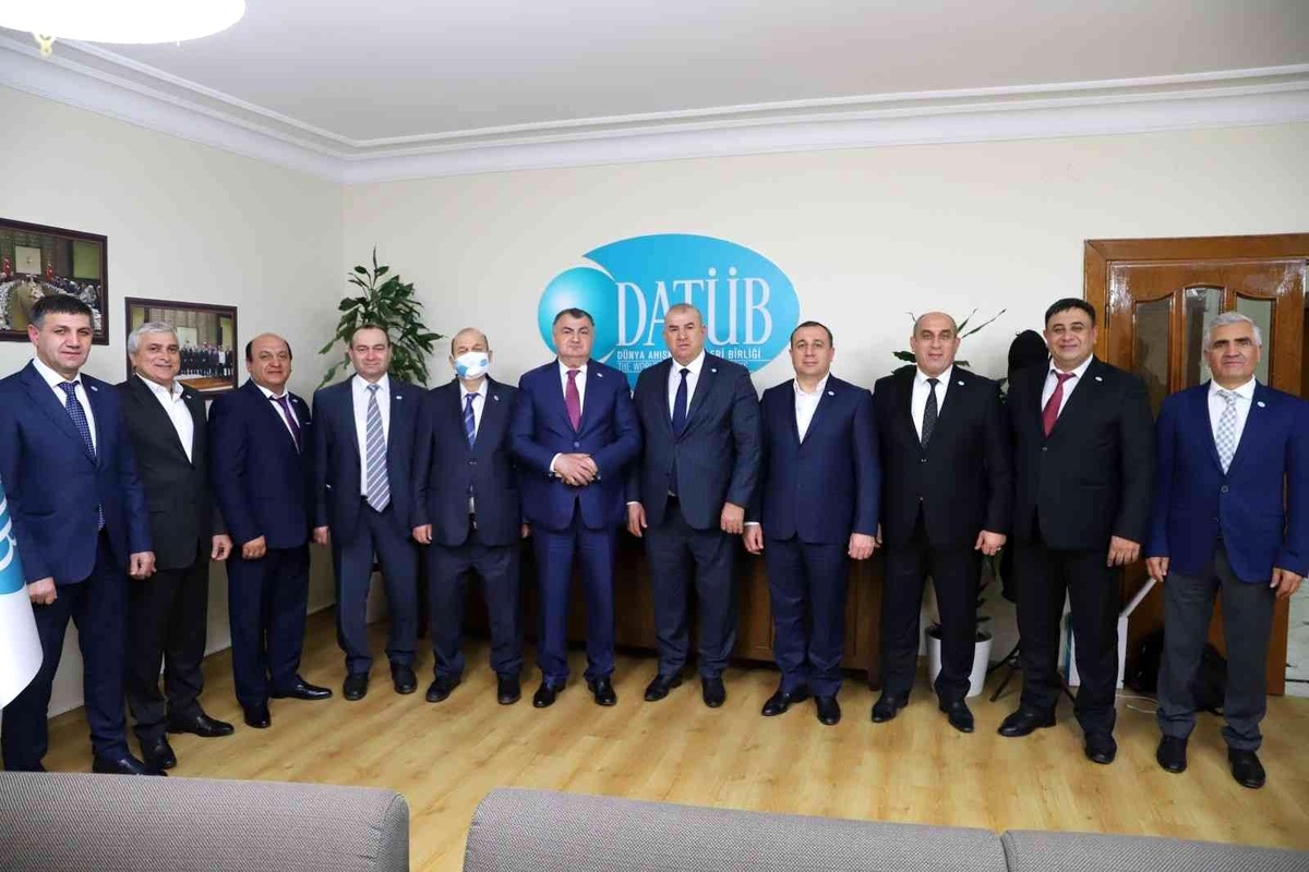 Ahıska Türklerinden birlik beraberlik kongresi