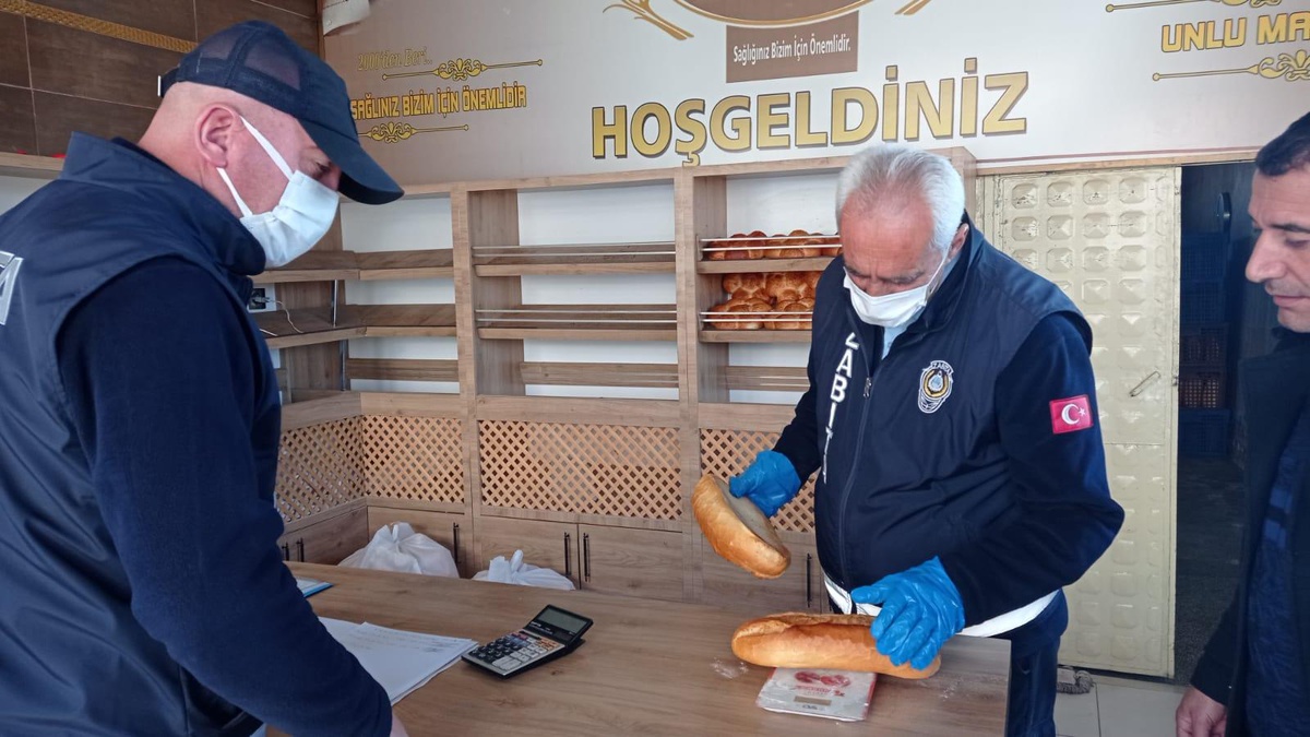 Başkale\'de zabıta ekipleri ekmek fırınlarını denetledi