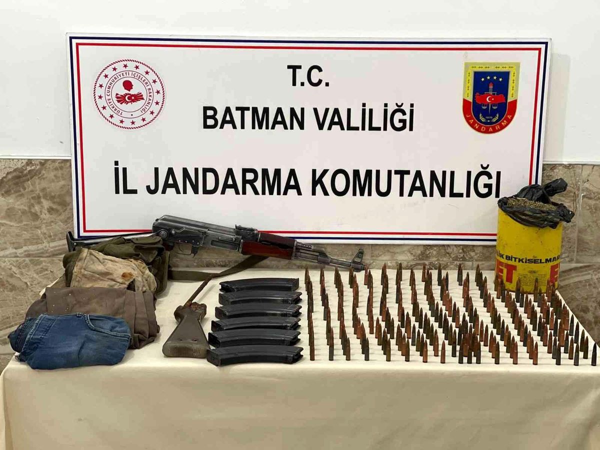 Batman\'da eş zamanlı düzenlenen operasyonda 1 kişi tutuklandı