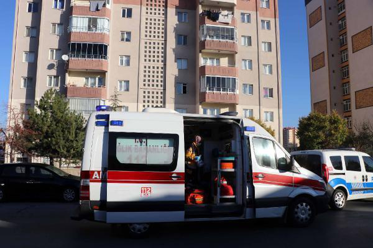 Boşanma aşamasındaki eşinin öldürdüğü Zehra toprağa verildi