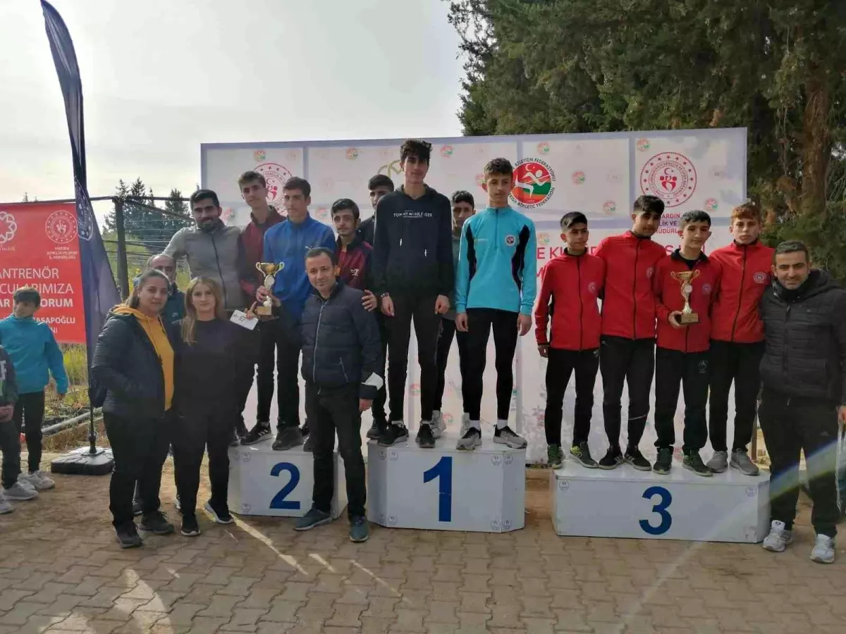 Hakkarili sporcular yarı finalde