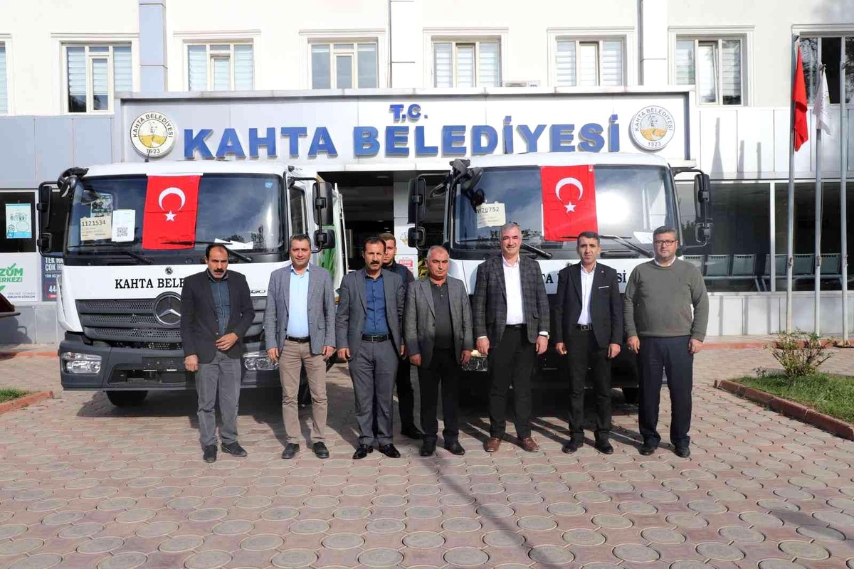 Kahta Belediyesi araç filosunu güçlendiriyor