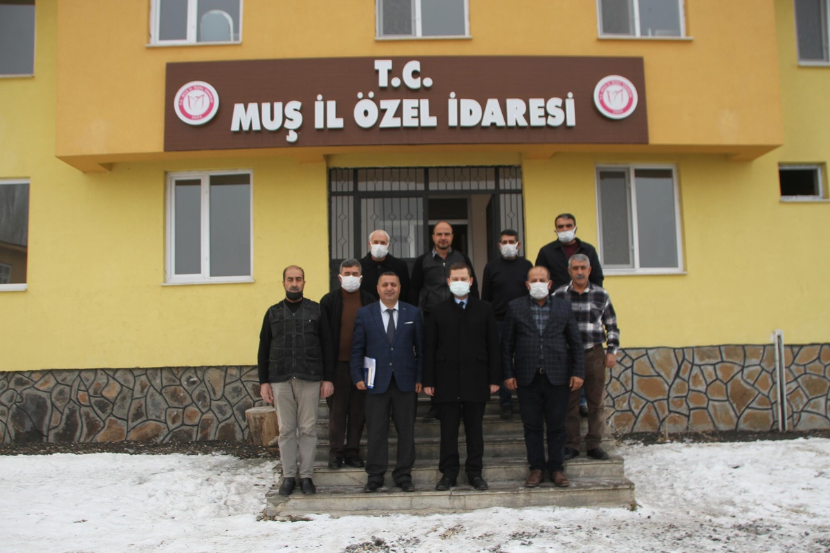 Kaymakam Demirer, Malazgirt Bakımevi\'ni ziyaret etti