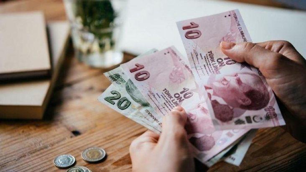 Memur zammında masadaki iki senaryo
