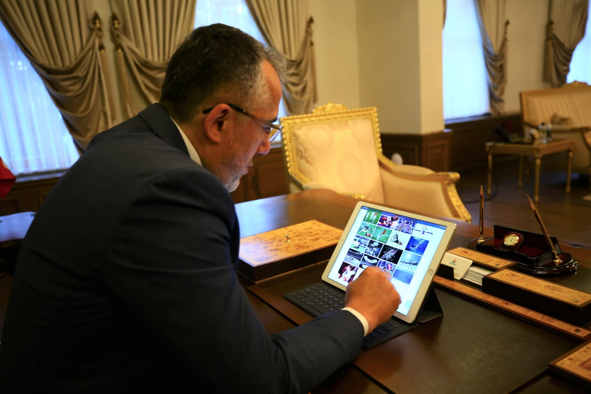 Nevşehir Belediye Başkanı Savran, AA\'nın "Yılın Fotoğrafları" oylamasına katıldı