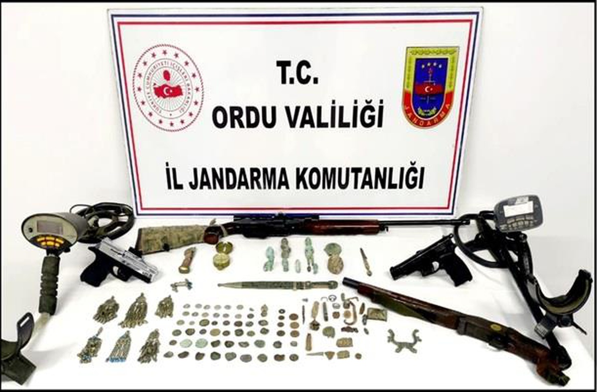 Ordu\'da tarihi eser kaçakçılığı operasyonunda 5 kişi yakalandı