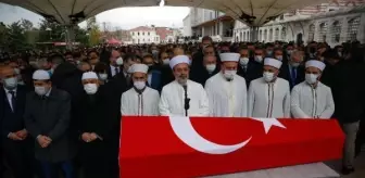 Prof. Dr. Teoman Duralı son yolculuğuna uğurlandı