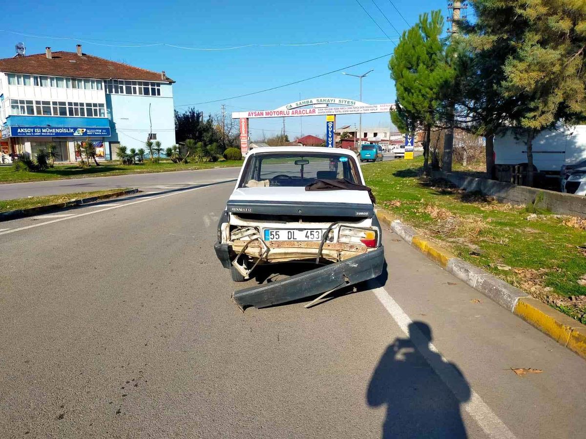 Son dakika haberleri: Samsun\'da trafik kazası: 2 yaralı