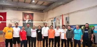 Tuzla'da 2'inci kurumlar arası voleybol turnuvası başladı