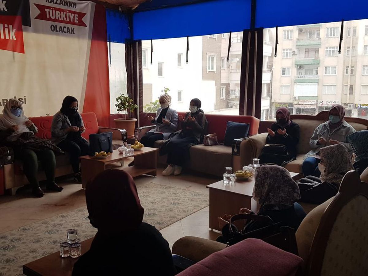 Anamur MHP İlçe Kadın Kollarından "Kadına Şiddete Hayır" toplantısı
