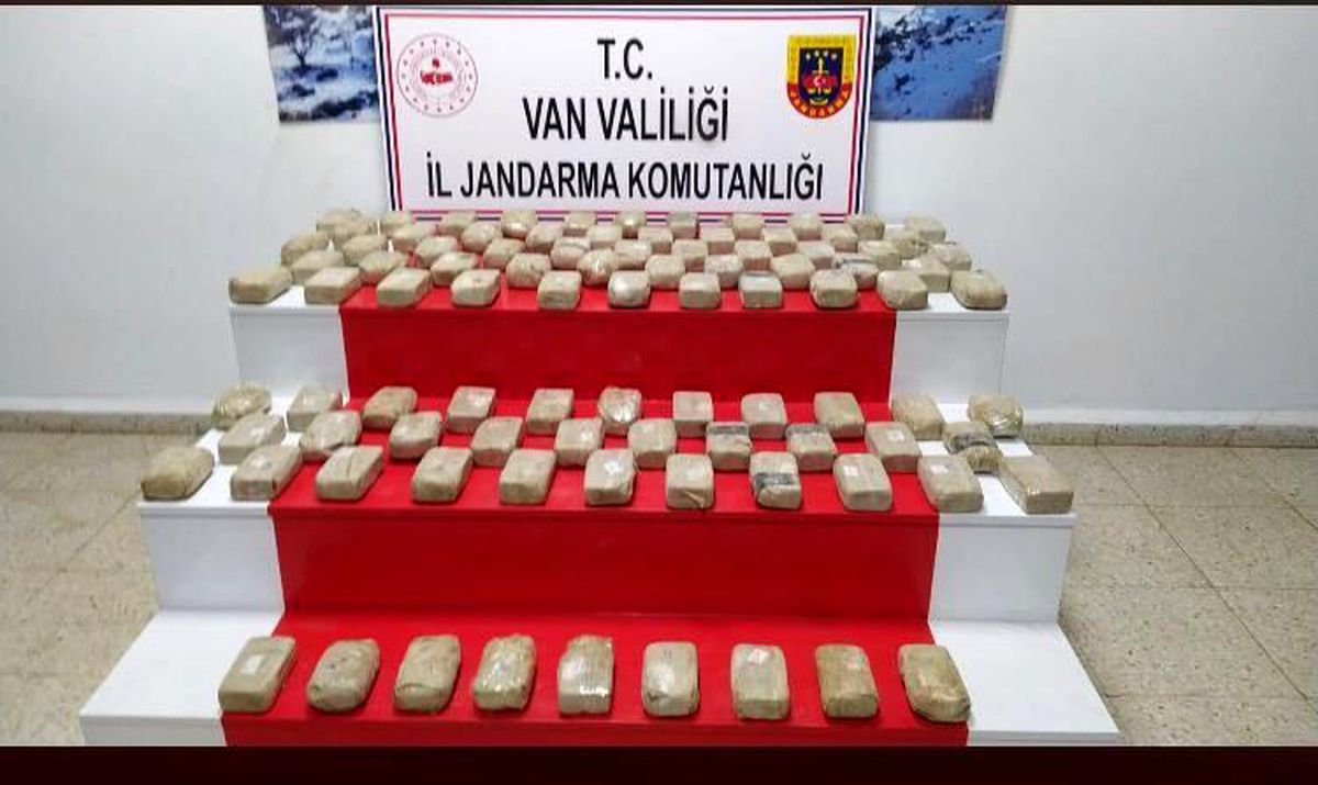 Başkale\'de 47 kilo 708 gram eroin ele geçirildi