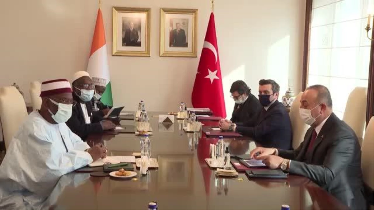 Çavuşoğlu, Fildişi Sahili İslami İşler Yüksek Konseyi Başkanı Diakite\'yle görüştü