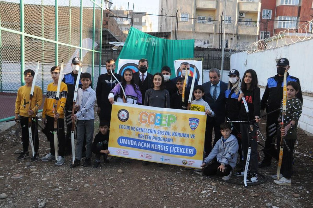Cizre\'de okçuluk kursu açıldı