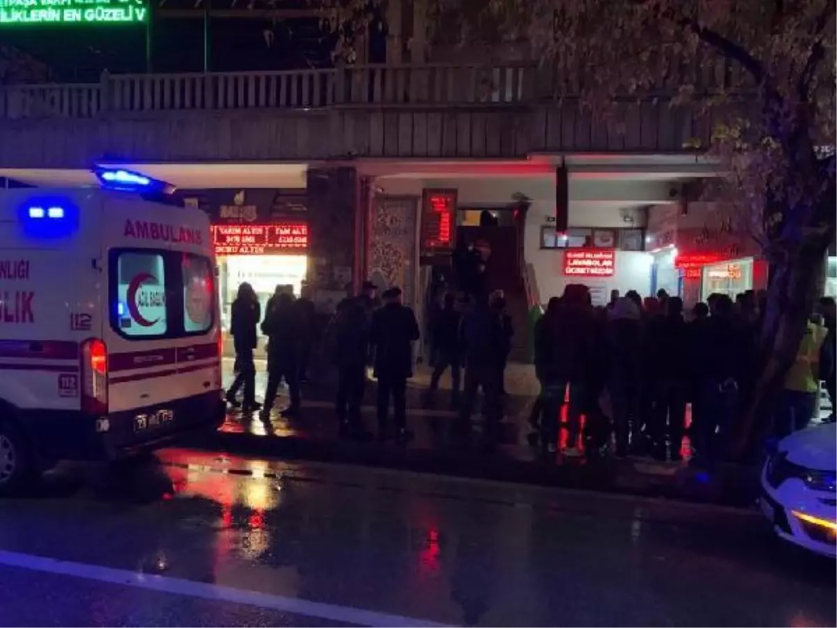 Elazığ'da cami tuvaletinde bir kişi başından vurulmuş halde bulundu