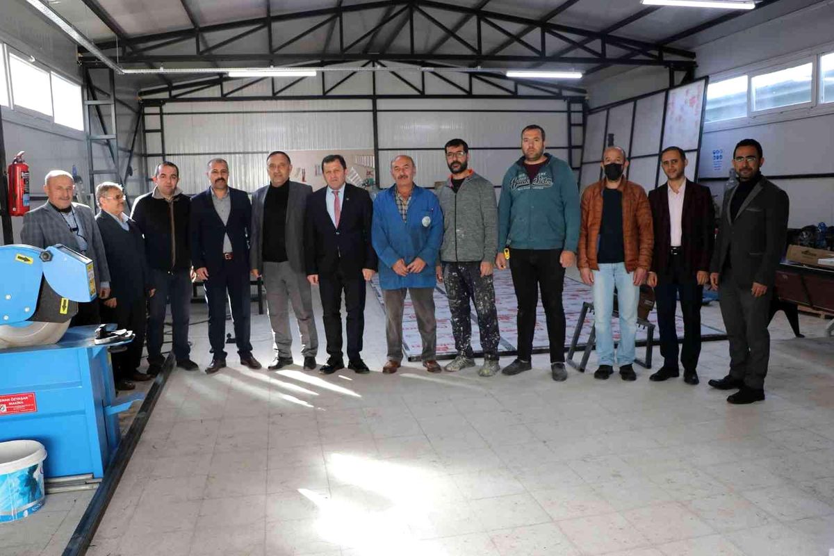 Gençlik ve Spor İl Müdürü Kabakcı: "Atölyemiz hayırlı olsun"