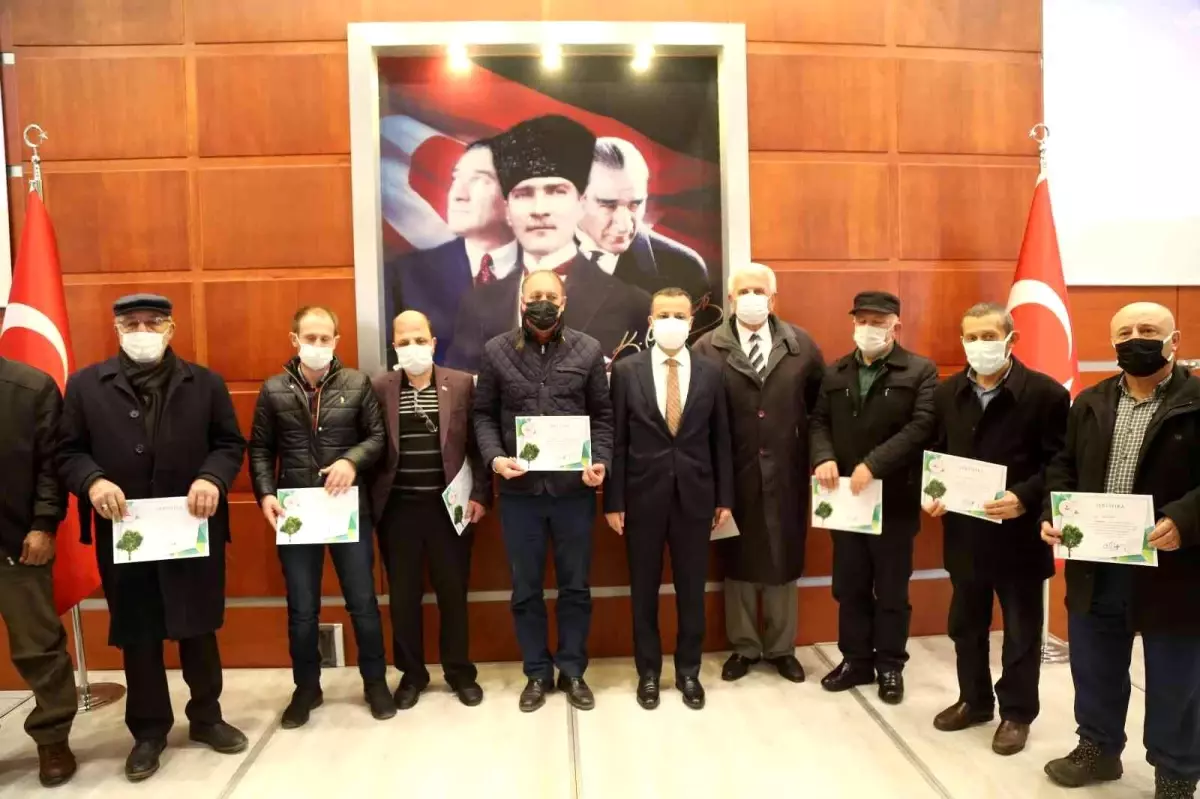 Gümüşhane'de muhtarlar sertifikalarını aldı