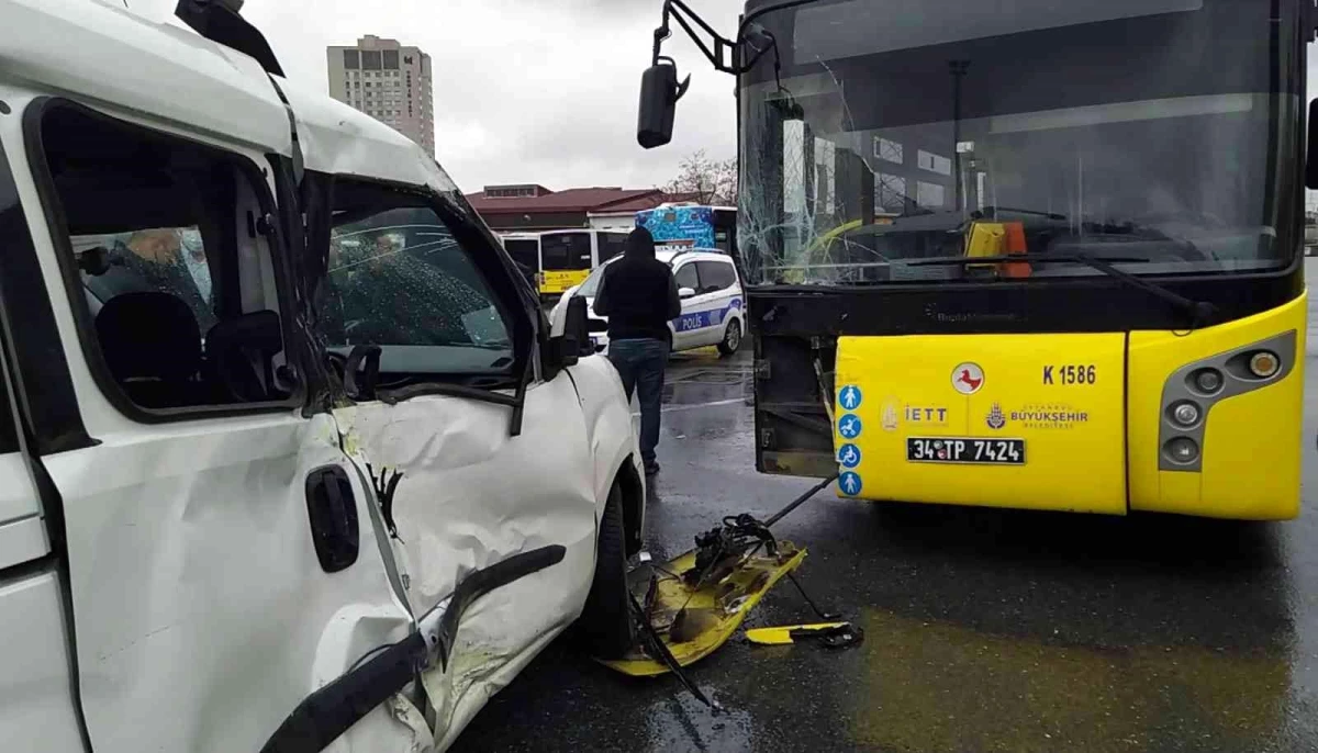 Son dakika haberi | İETT Garajı\'nın içinde kaza: 2 yaralı