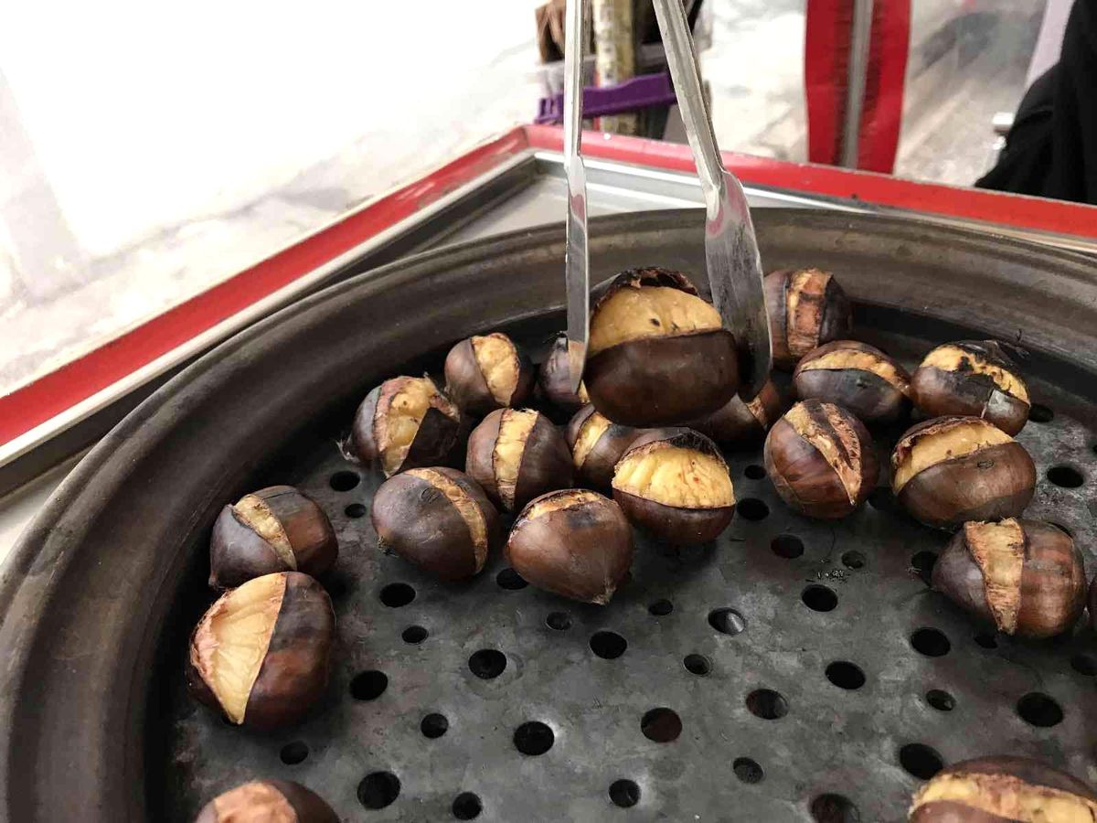 Kestane satıcıları yılbaşı yaklaşırken umutlu