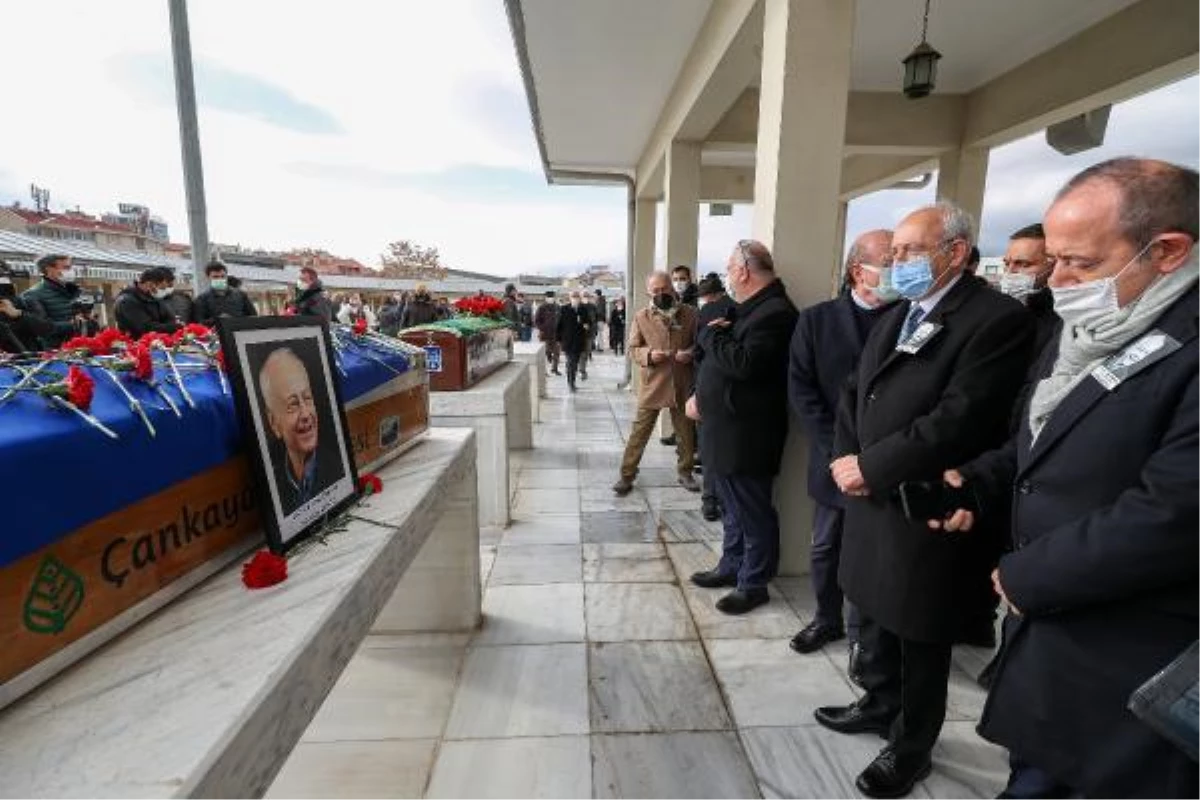 Kılıçdaroğlu, Prof. Dr. Bulutay\'ın cenaze törenine katıldı