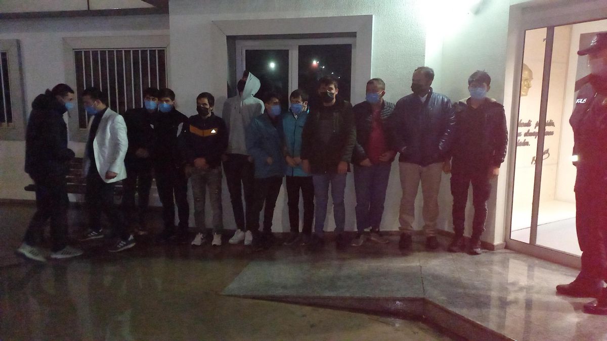 Manisa\'da 14 düzensiz göçmen yakalandı