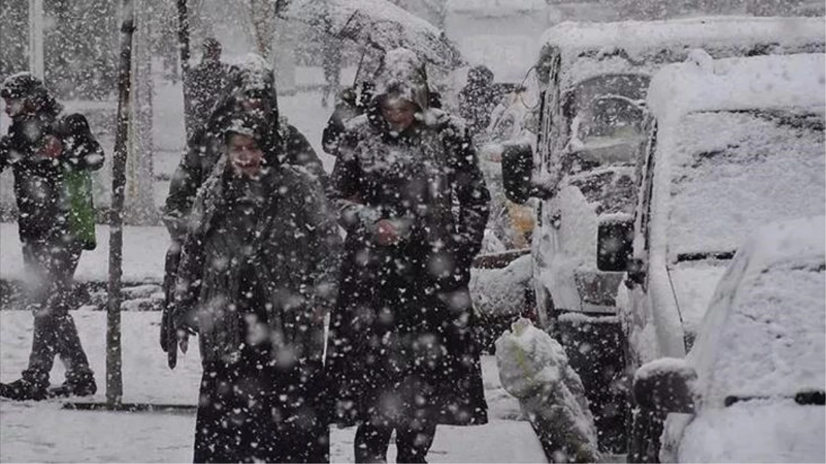 Meteoroloji duyurdu! 3 bölgede yoğun kar yağışı bekleniyor!