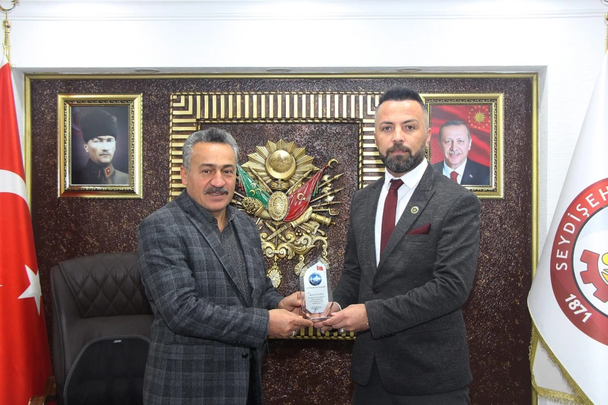 Seydişehir Ülkü Ocakları Başkanı Karaaslan\'dan Tutal\'a ziyaret