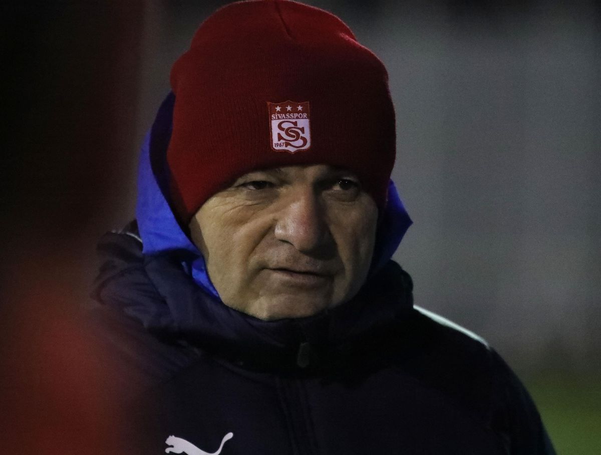 Sivasspor Teknik Direktörü Çalımbay\'dan Galatasaray maçı değerlendirmesi Açıklaması