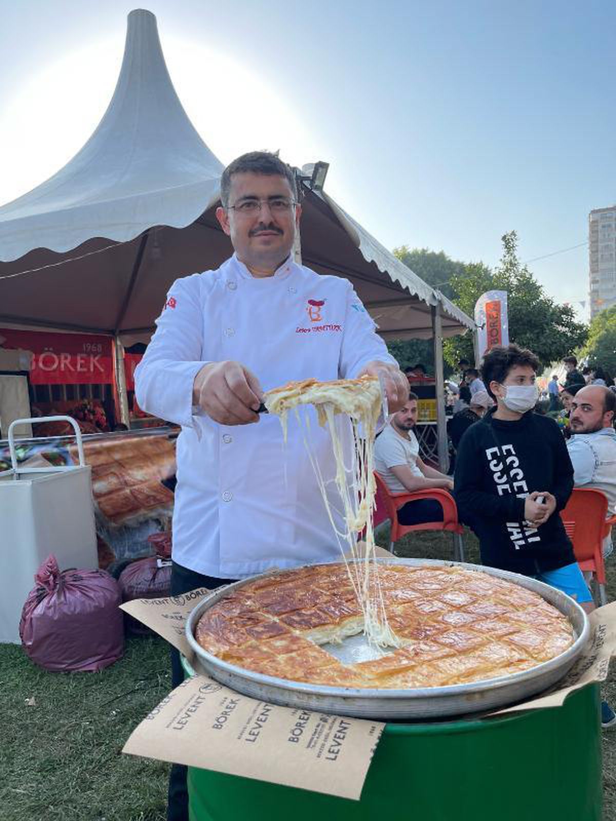 Ülke ekonomisine değer katmak ve yöresel lezzeti yaymak istiyoruz