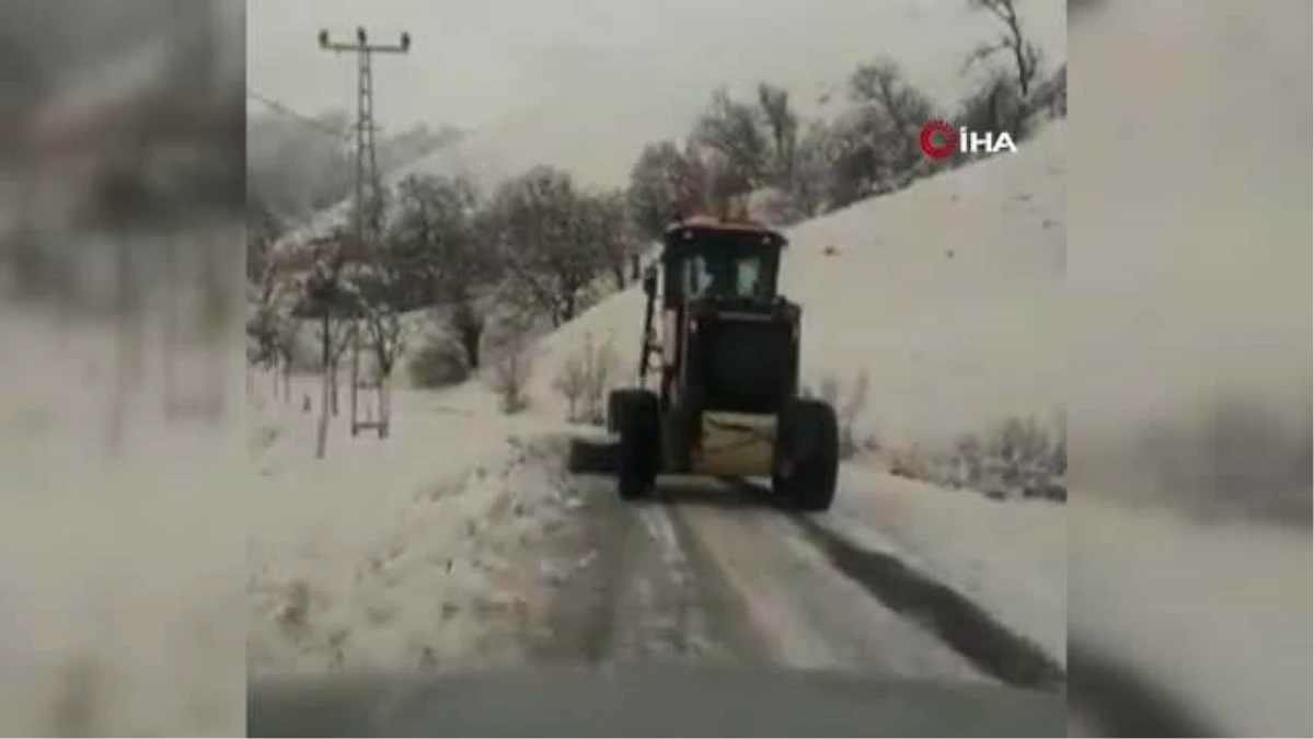 20 köy yolu kar nedeniyle ulaşıma kapandı