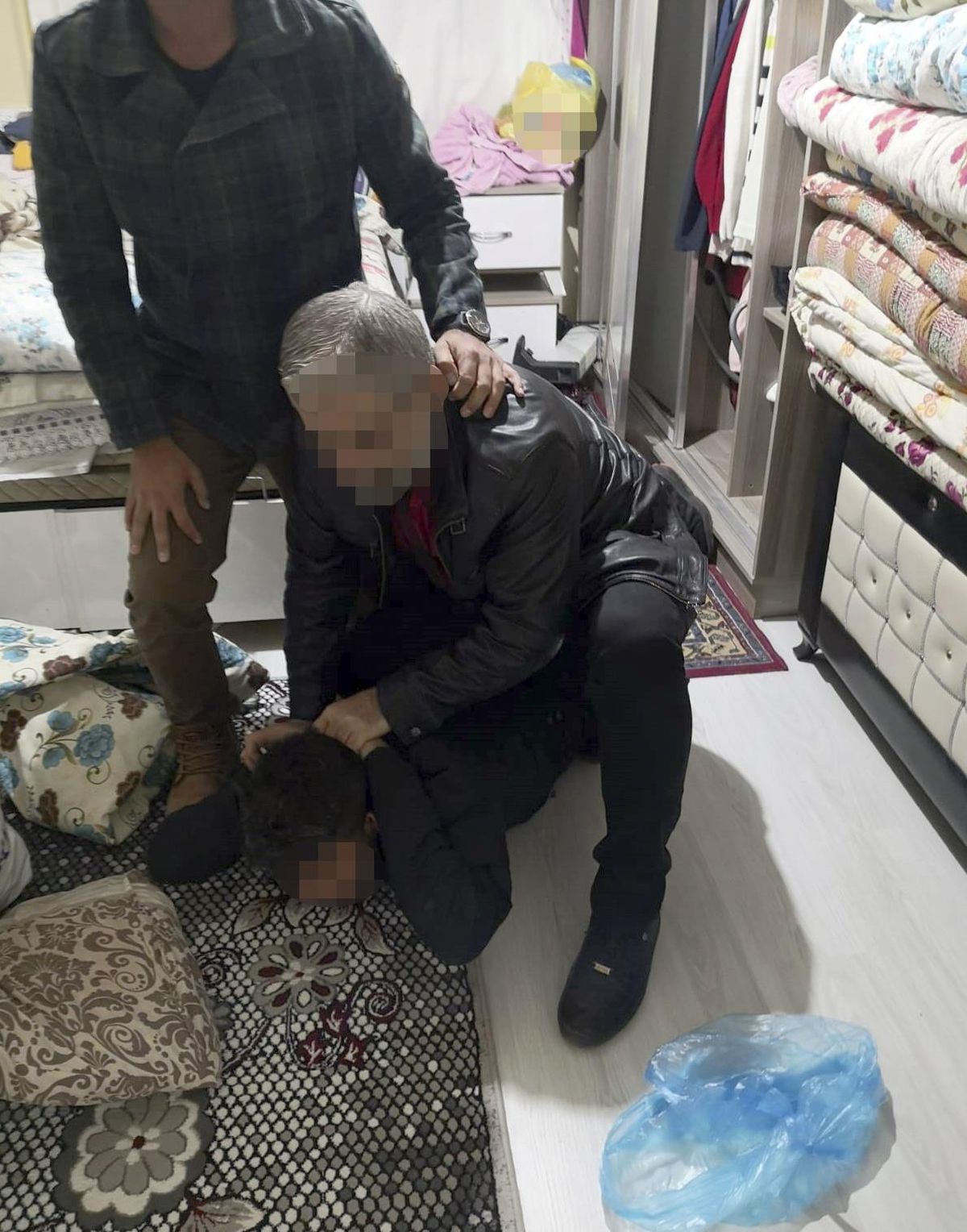 Son dakika haberleri... Adana\'da 2 kişinin öldüğü silahlı saldırının 2 zanlısı tutuklandı