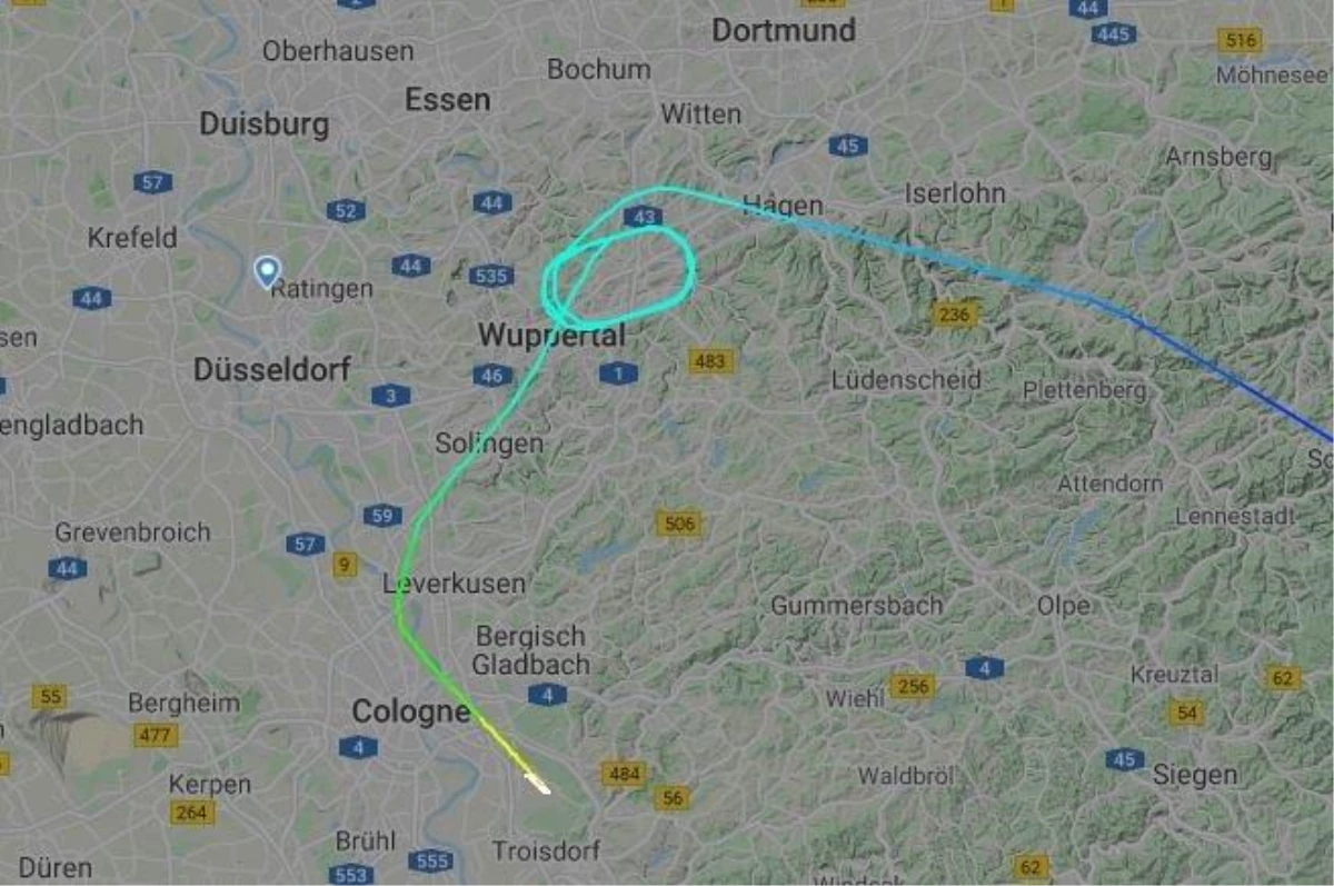 AnadoluJet\'in Düsseldorf\'a giden uçağı Köln\'e yönlendirildi