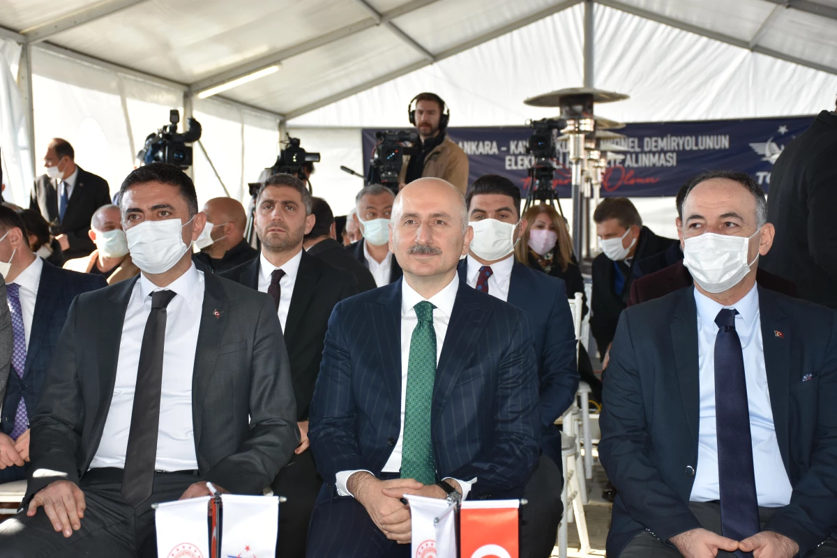 Ankara-Kayseri konvansiyonel demir yolu "elektrikli" olarak işletmeye açıldı