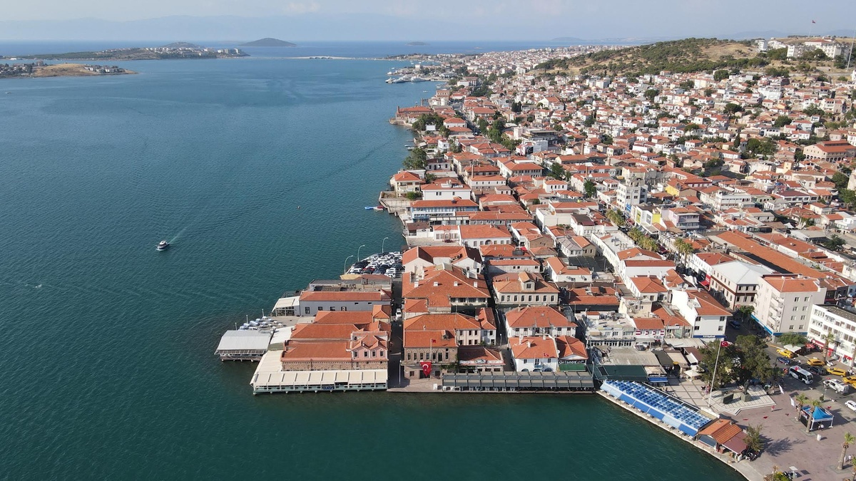 Ayvalık Belediyesi 203 Milyon Türk liralık bütçeyle ilk üç sırayı aldı