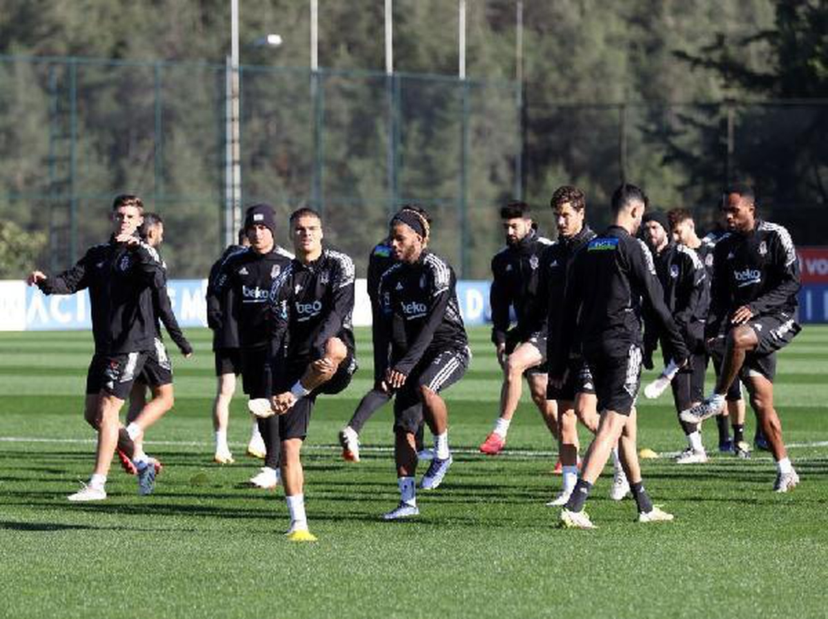 Beşiktaş\'ta Kayserispor maçı hazırlıkları Şahin yönetiminde başladı